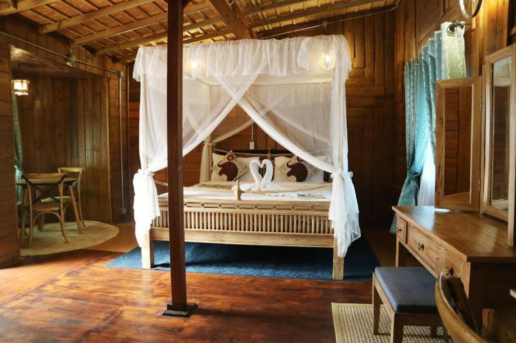 Loghome Boutique Chiang Mai Exterior foto