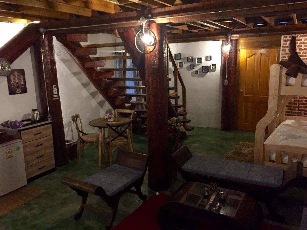 Loghome Boutique Chiang Mai Exterior foto